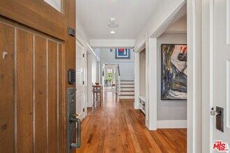 1749 Hill St in Santa Monica, CA - Building Photo - Building Photo