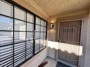 2526 Wolverton Ave in Henderson, NV - Building Photo - Building Photo