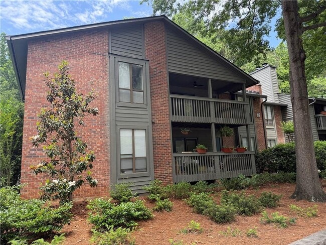 property at 1405 Tuxworth Cir
