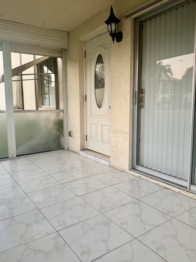 3491 La Jardin Ct in Greenacres, FL - Building Photo - Building Photo