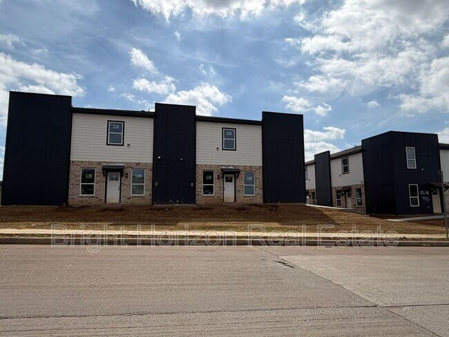 10552 Tube Dr in Hurst, TX - Building Photo - Building Photo