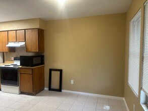 4415 Whispering Valley Dr in Austin, TX - Building Photo - Building Photo