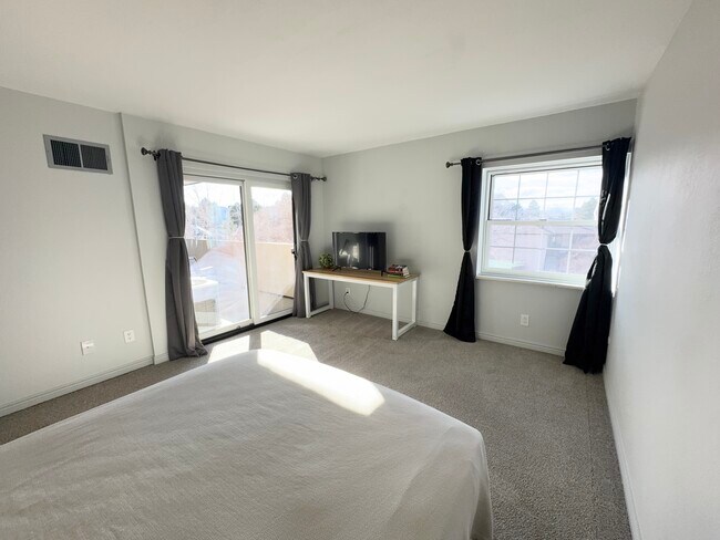 7255 E Quincy Ave in Denver, CO - Building Photo - Building Photo