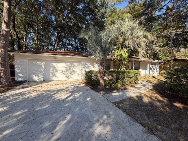 3146 NW 46 Ave in Gainesville, FL - Foto de edificio - Building Photo