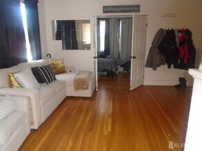 206 Washington Ave in Carteret, NJ - Building Photo - Building Photo