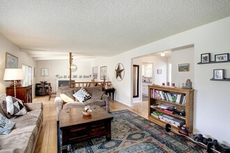 1201 Oak Ave in Davis, CA - Building Photo - Building Photo