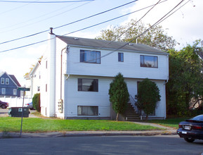 23 Claremont Ave in Quincy, MA - Building Photo - Building Photo