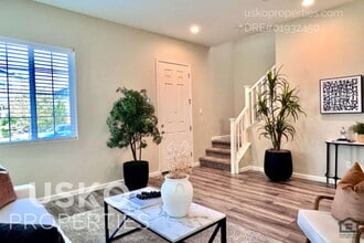 159 Alboran Sea Cir in Sacramento, CA - Building Photo - Building Photo