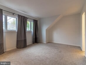 28 Henlopen Gardens in Lewes, DE - Building Photo - Building Photo