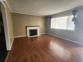7482 Larkdale Ave in Dublin, CA - Building Photo - Building Photo