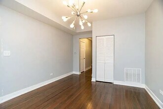 2657 N Ridgeway Ave in Chicago, IL - Building Photo - Building Photo