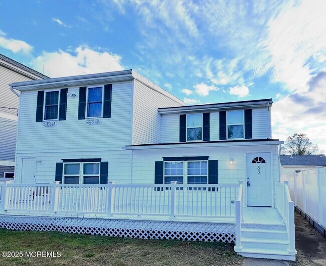 83 Bayside Pkwy in Middletown, NJ - Building Photo - Building Photo