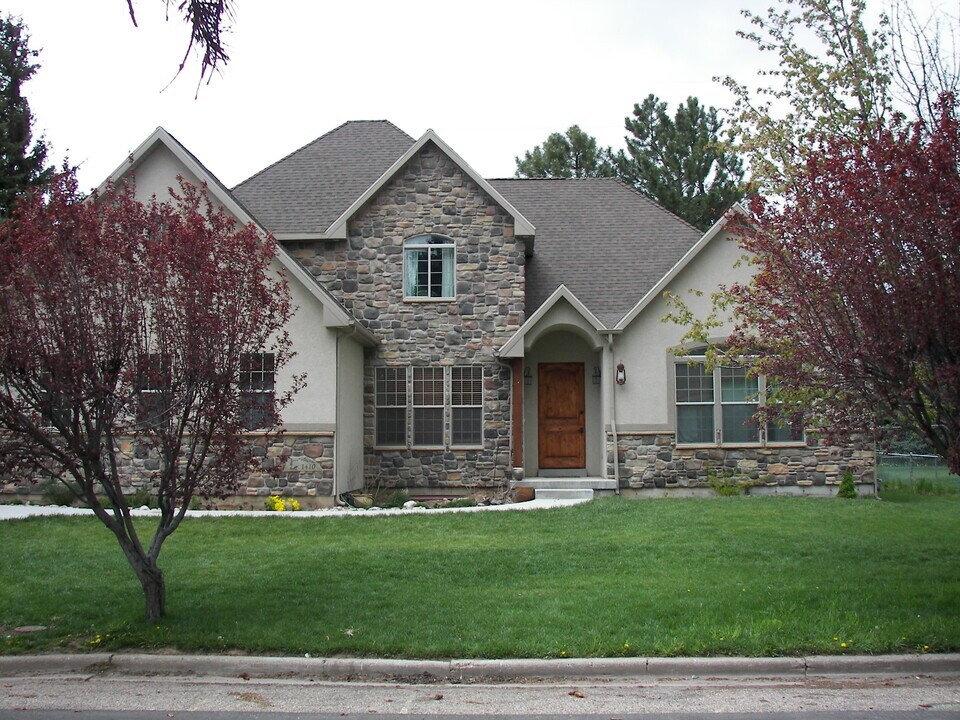 1410 Canyon Dr, Unit 1410A in South Weber, UT - Building Photo