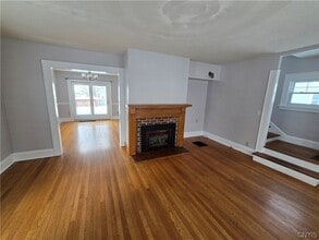 232 Nichols Ave in Syracuse, NY - Foto de edificio - Building Photo