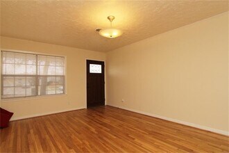 8526 Friendship Rd in Houston, TX - Building Photo - Building Photo