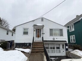 152 Clover Ridge Dr in Syracuse, NY - Building Photo