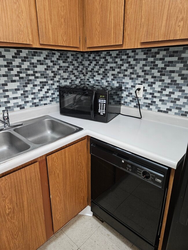 property at 2982 Donnylane Blvd