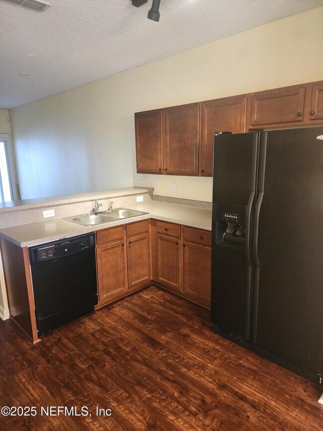 490 Hopewell Dr in Orange Park, FL - Building Photo - Building Photo