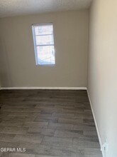 601 E Father Rahm Ave in El Paso, TX - Building Photo - Building Photo