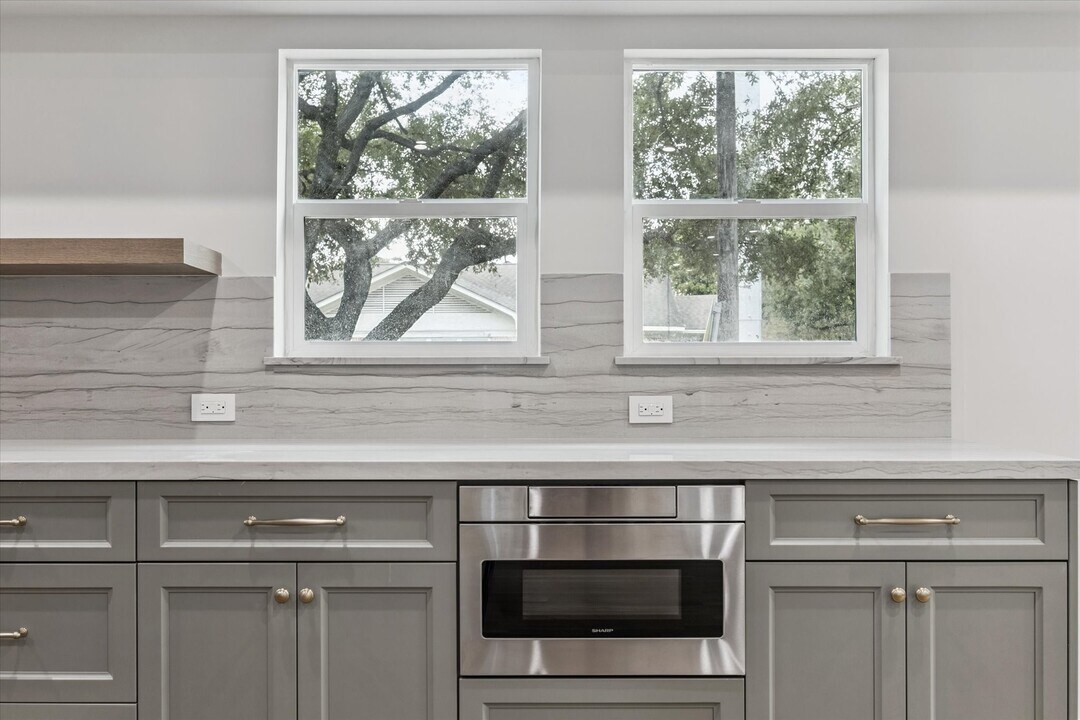 1659 Harold St in Houston, TX - Building Photo