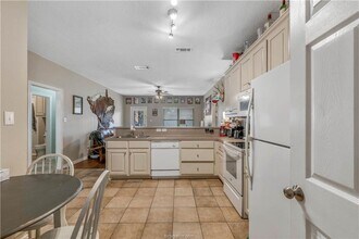 3505 Marigold St in College Station, TX - Building Photo - Building Photo