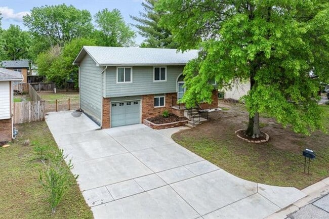 538 E Campus St in Wichita, KS - Building Photo - Building Photo