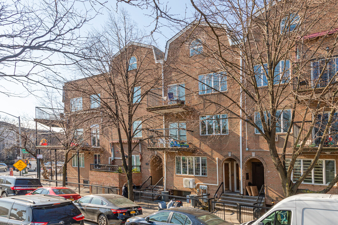 1640 40th St in Brooklyn, NY - Foto de edificio
