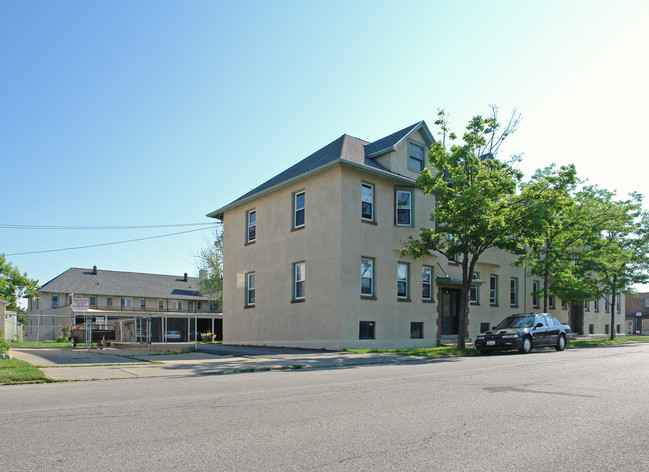 2290-2300 Elmwood Ave in Kenmore, NY - Foto de edificio - Building Photo