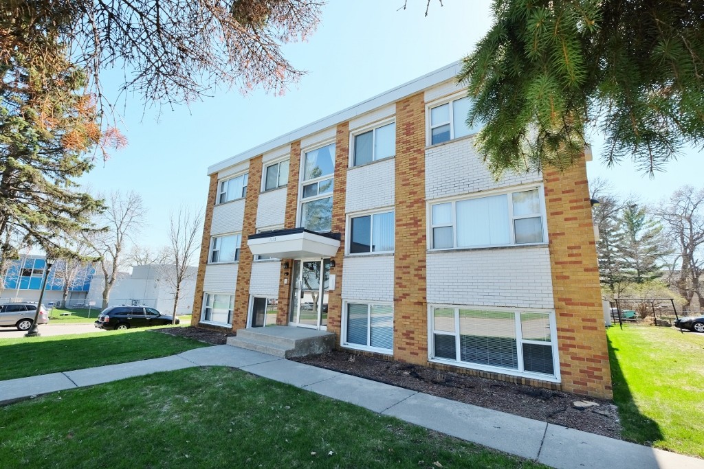 Rankin Apartments in St. Paul, MN - Building Photo