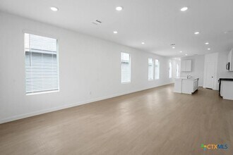 247 Flathead in New Braunfels, TX - Building Photo - Building Photo