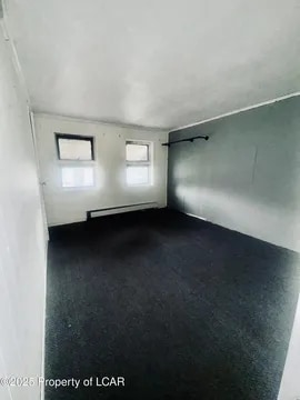 738 N Manhattan Ct in Hazleton, PA - Building Photo - Building Photo
