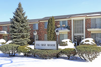 Val-Mar Manor in St. Clair Shores, MI - Foto de edificio - Building Photo