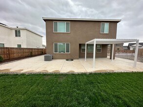 2455 Robledo Wy in Merced, CA - Building Photo - Building Photo