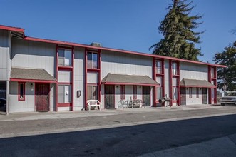 1961 Kelly Ave in Merced, CA - Building Photo - Other