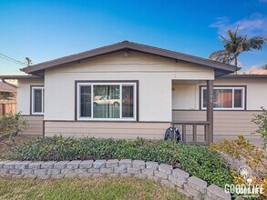 1108 Balour Dr in Encinitas, CA - Building Photo - Building Photo
