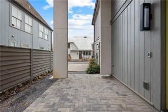 255 High St in Woolsey, GA - Building Photo - Building Photo