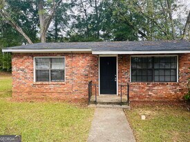 129 Church Ave in Pine Mountain, GA - Building Photo