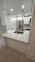 6202 NW 115th Pl in Doral, FL - Building Photo - Building Photo