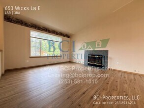 653 Wicks Ln E in Eatonville, WA - Building Photo - Building Photo