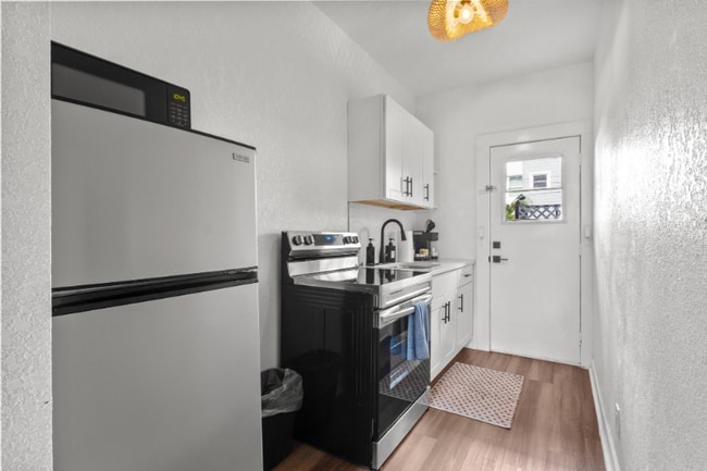 805 4th Ave N in St. Petersburg, FL - Building Photo - Building Photo