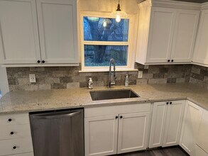 7903 N 122nd East Ave in Owasso, OK - Foto de edificio - Building Photo