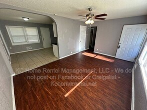 10920 Bristol Terrace in Kansas City, MO - Building Photo - Building Photo