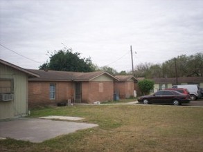 25 Fir St in Pharr, TX - Building Photo - Other