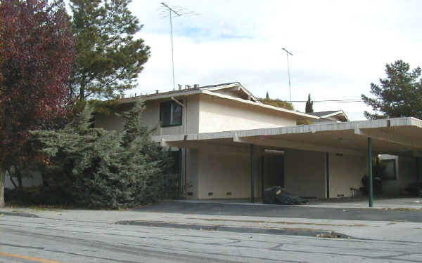 LA Alaneda in Morgan Hill, CA - Building Photo - Building Photo