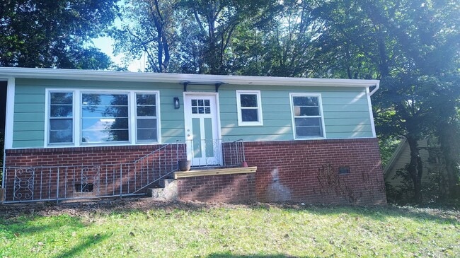 property at 2626 Vucrest Ave