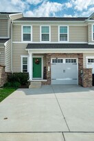 351 Goodwick Dr in Middletown, DE - Building Photo