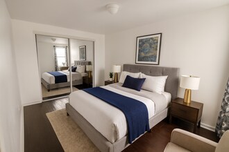 1207 Green St, Unit 2 in Philadelphia, PA - Foto de edificio - Building Photo