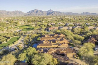 8566 E Angel Spirit Dr in Scottsdale, AZ - Foto de edificio - Building Photo