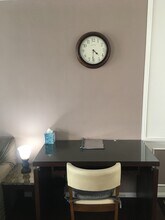 1423 Barrington Way, Unit A in Glendale, CA - Building Photo - Building Photo