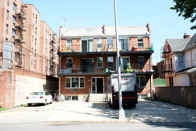 14909-14911 Roosevelt Ave in Flushing, NY - Building Photo - Building Photo